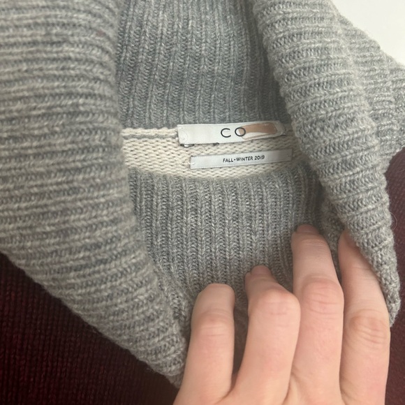 $795 Co 100% Wool Color Block Asymmetric Turtleneck Sweater - Picture 9 of 11